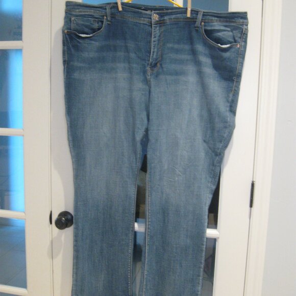 Seven7 Plus Size Jeans - Picture 1 of 4